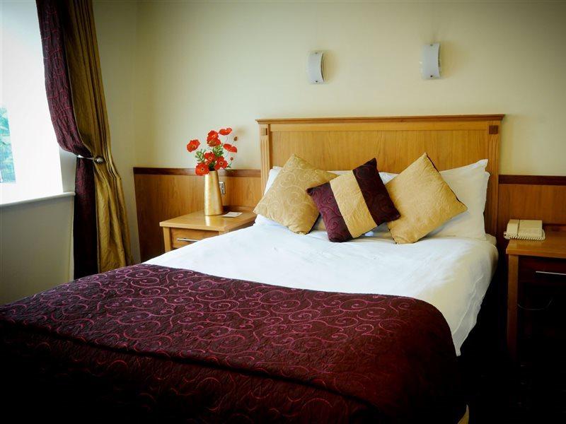Bush Hotel County Leitrim Экстерьер фото
