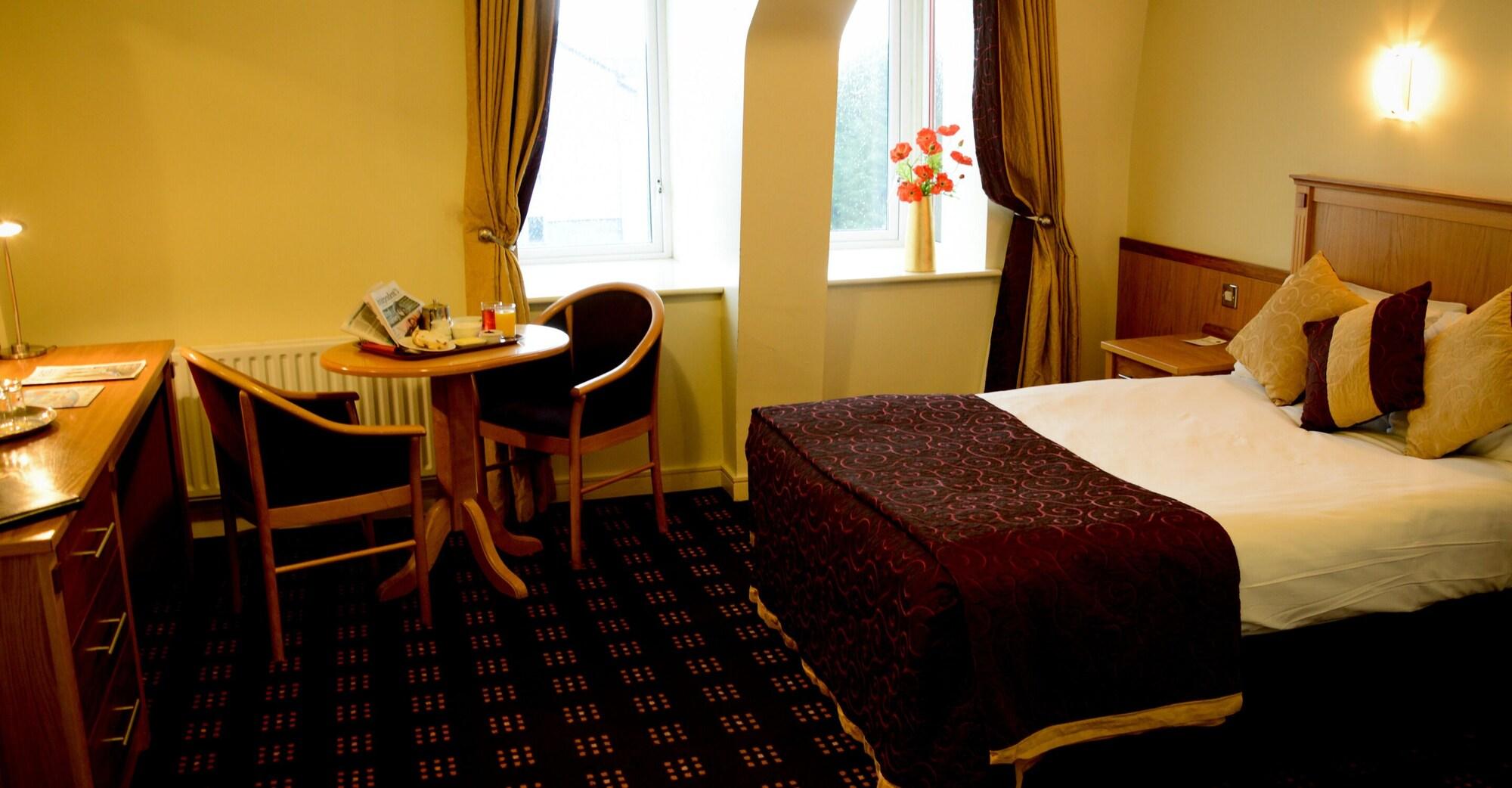 Bush Hotel County Leitrim Экстерьер фото