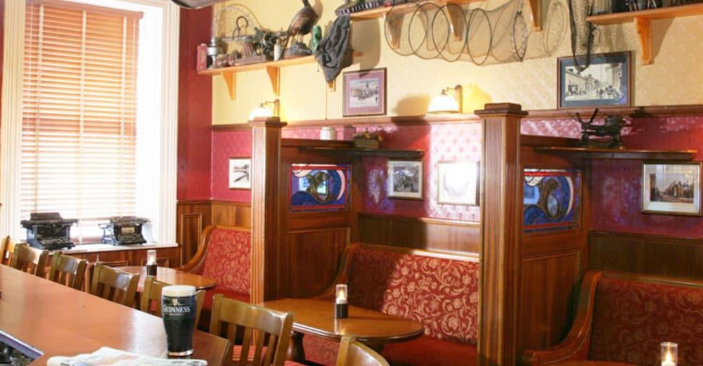 Bush Hotel County Leitrim Экстерьер фото