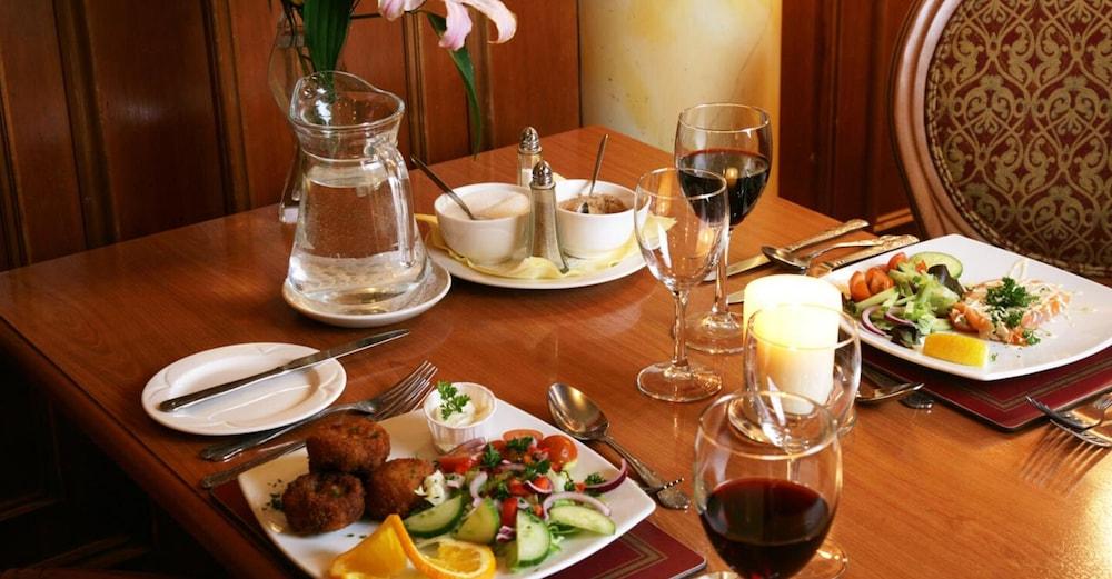 Bush Hotel County Leitrim Экстерьер фото