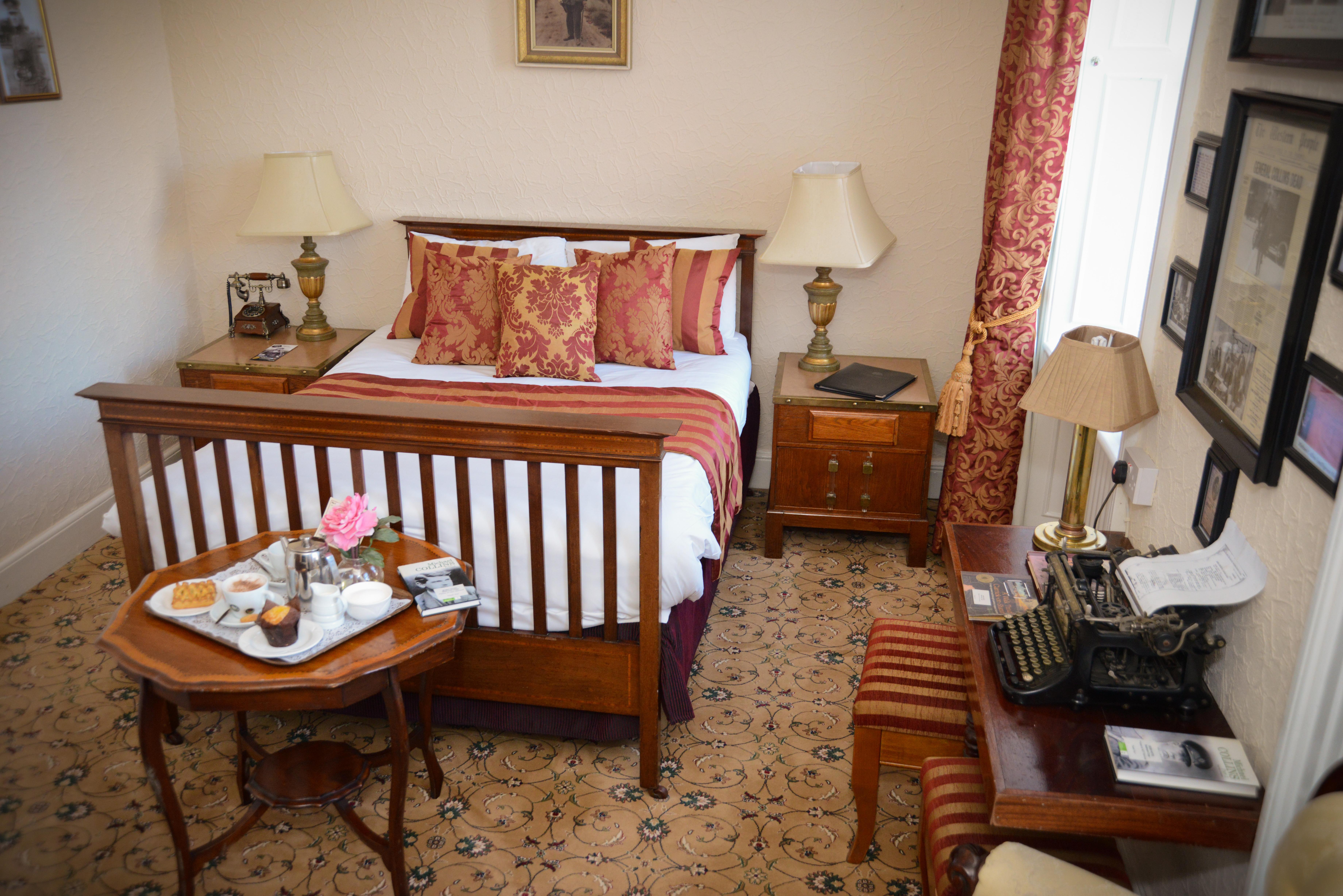 Bush Hotel County Leitrim Экстерьер фото