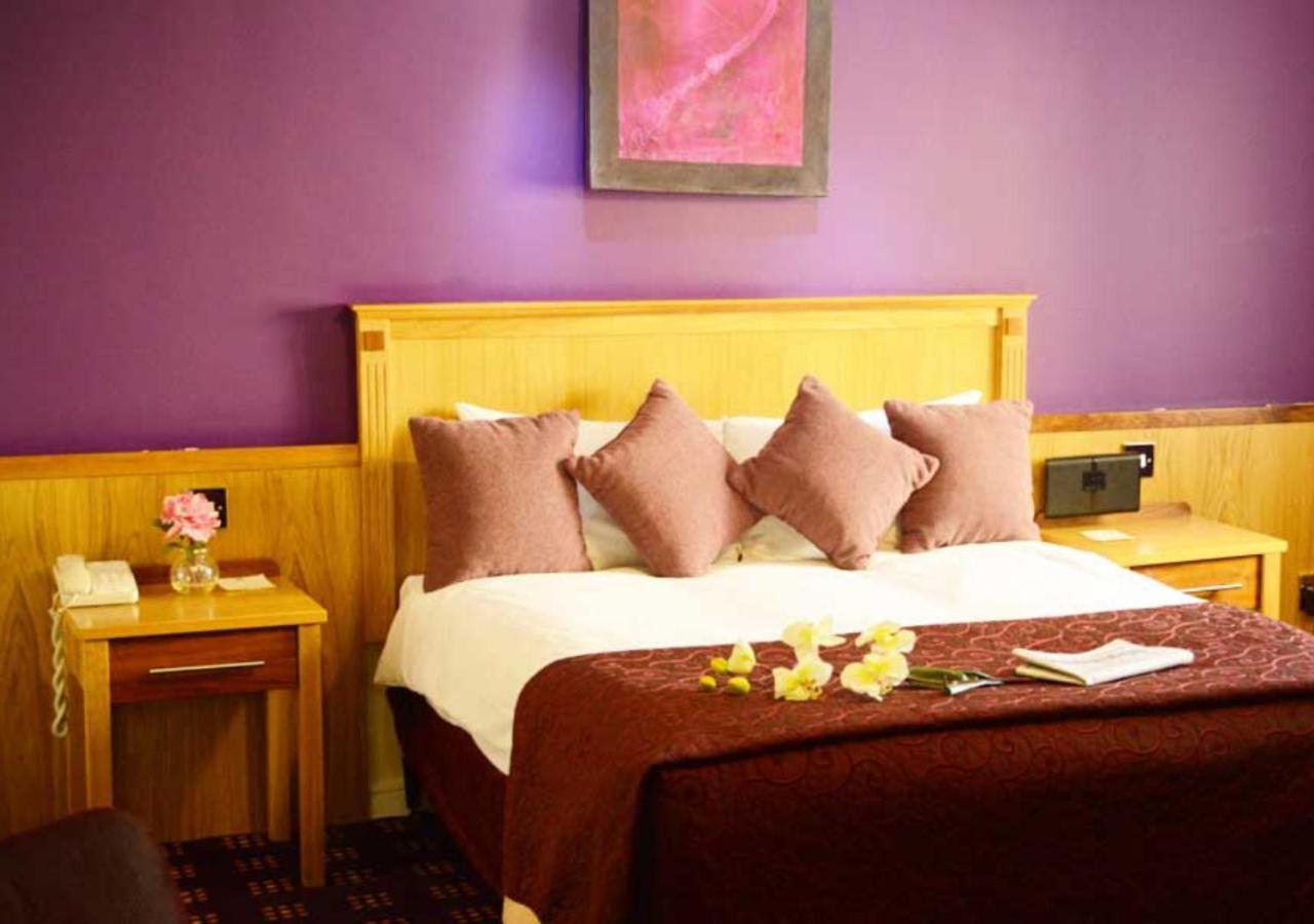 Bush Hotel County Leitrim Экстерьер фото